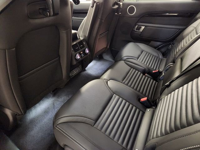 New 2026 Land Rover Discovery S AWD/4WD image 28