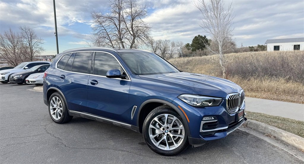 Used 2021 BMW X5 xDrive40i w/ Premium Package 2 image 2