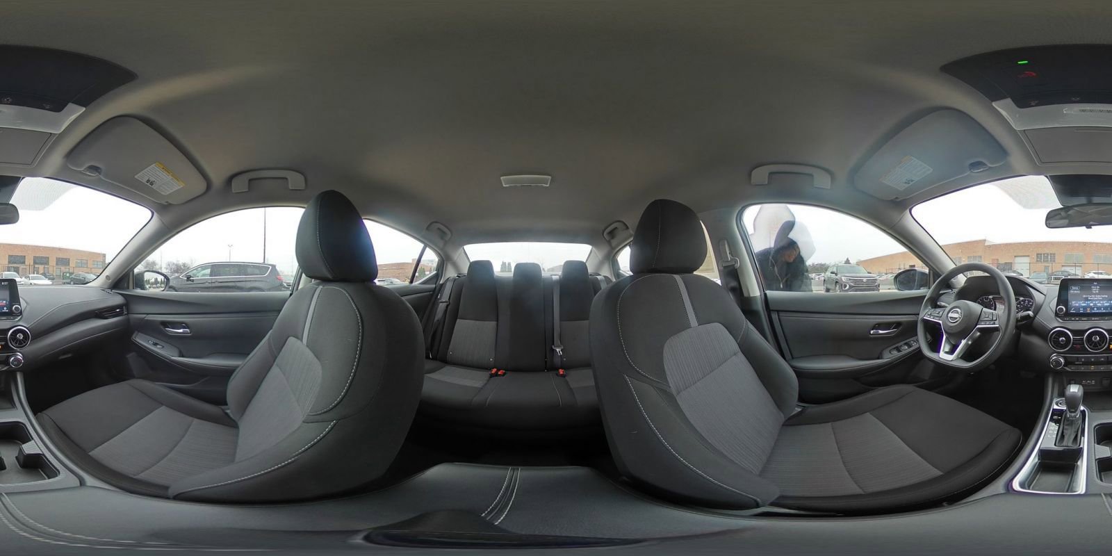 Used 2025 Nissan Sentra SV image 40