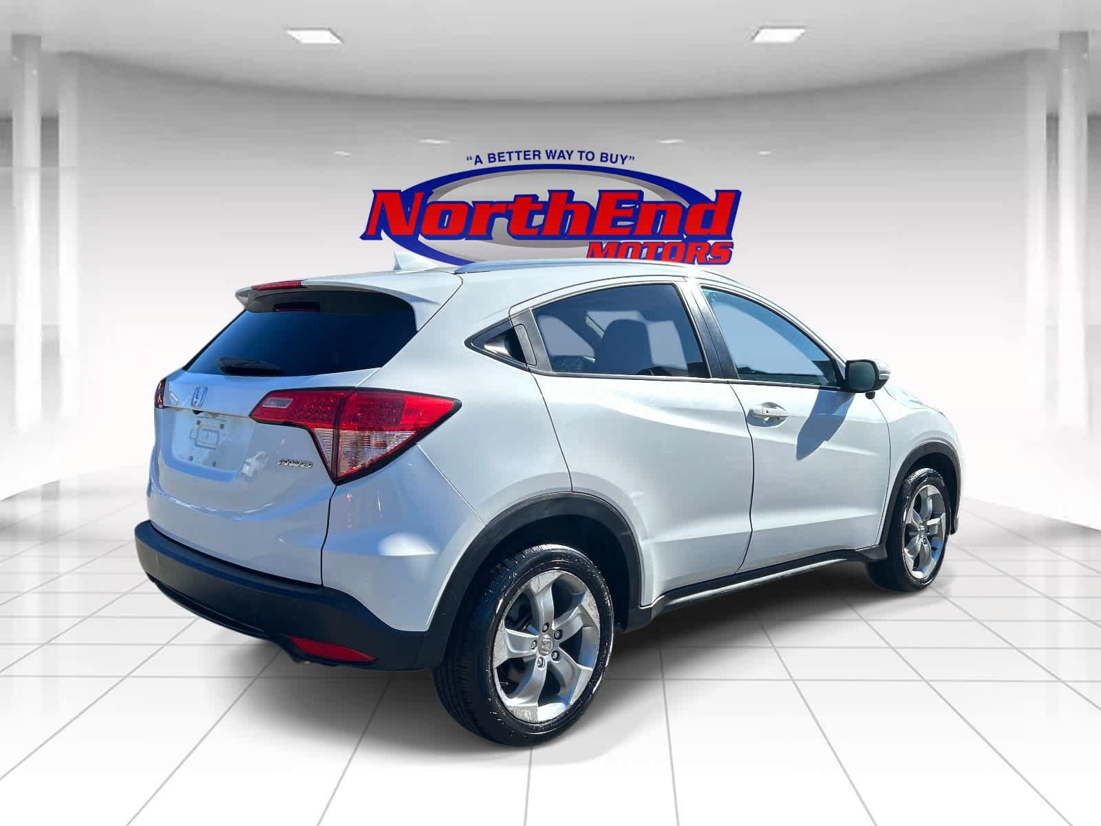 Used 2017 Honda HR-V EX-L image 3
