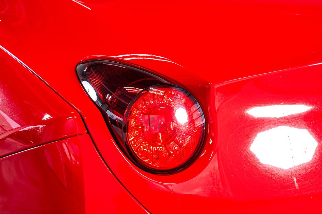Used 2010 Ferrari California image 30
