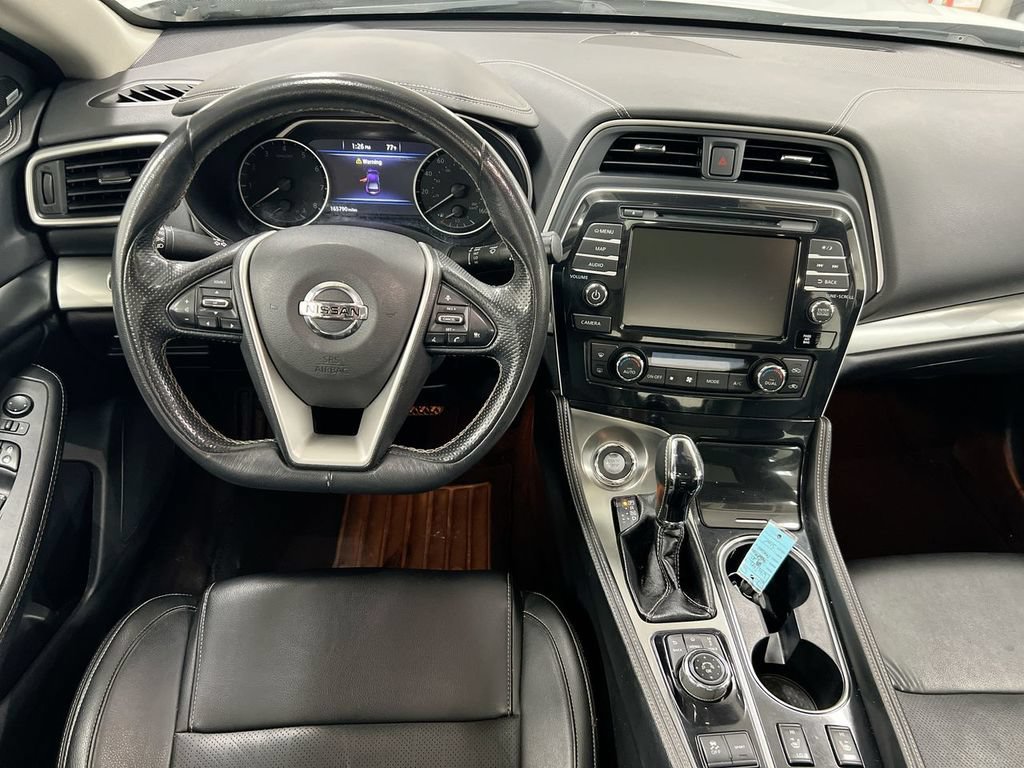 Used 2020 Nissan Maxima 3.5 SL w/ Floor Mat Group FWD image 10
