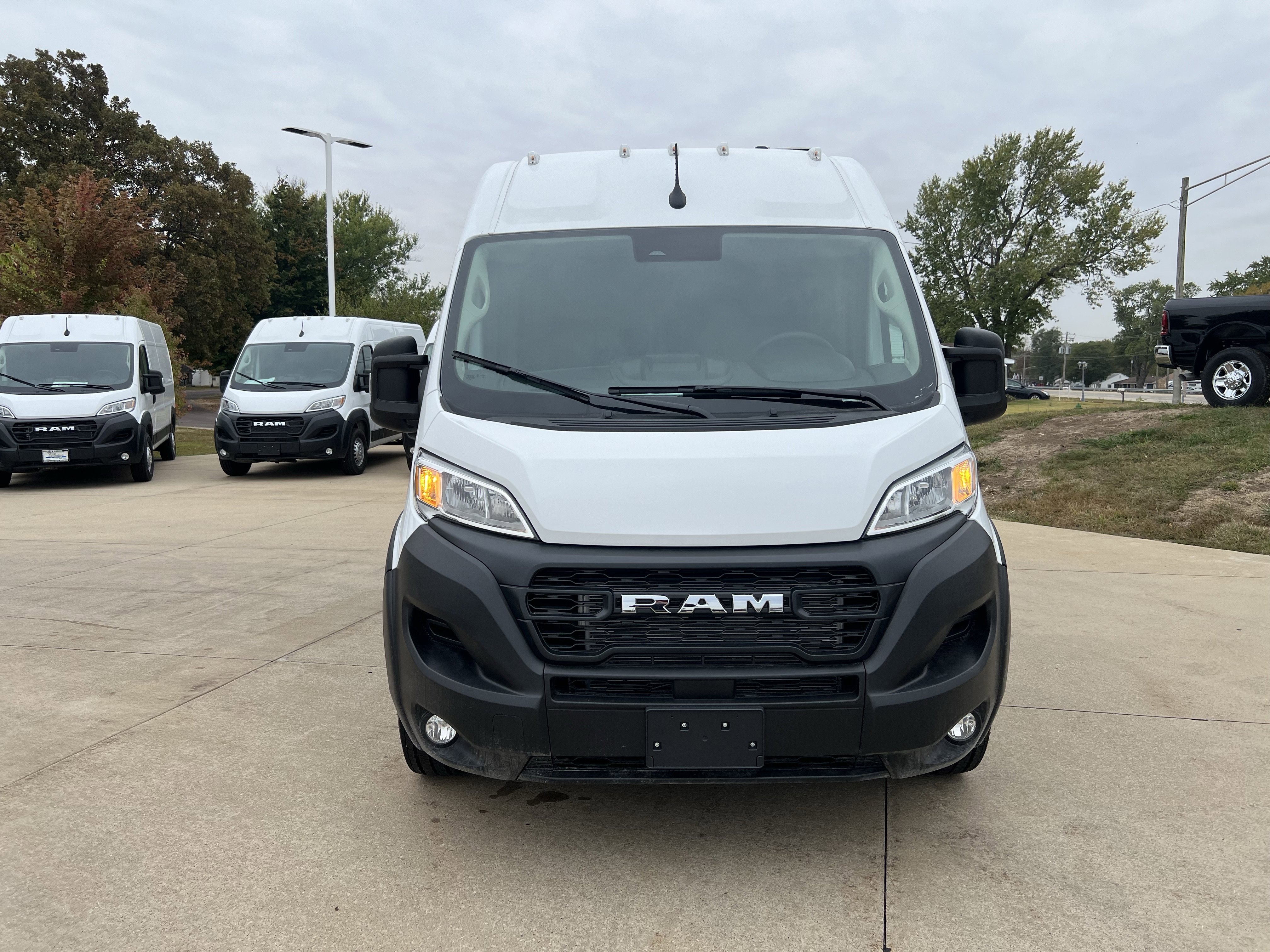 New 2026 RAM ProMaster 2500 w/ Convenience Group image 13