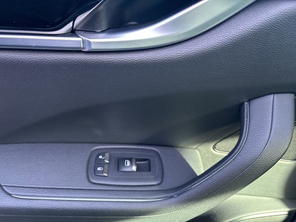 Used 2023 Maserati Levante Modena image 15