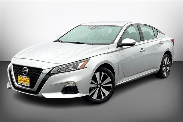 Used 2022 Nissan Altima 2.5 SV image 2