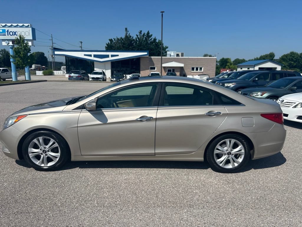 Used 2011 Hyundai Sonata Limited FWD image 7