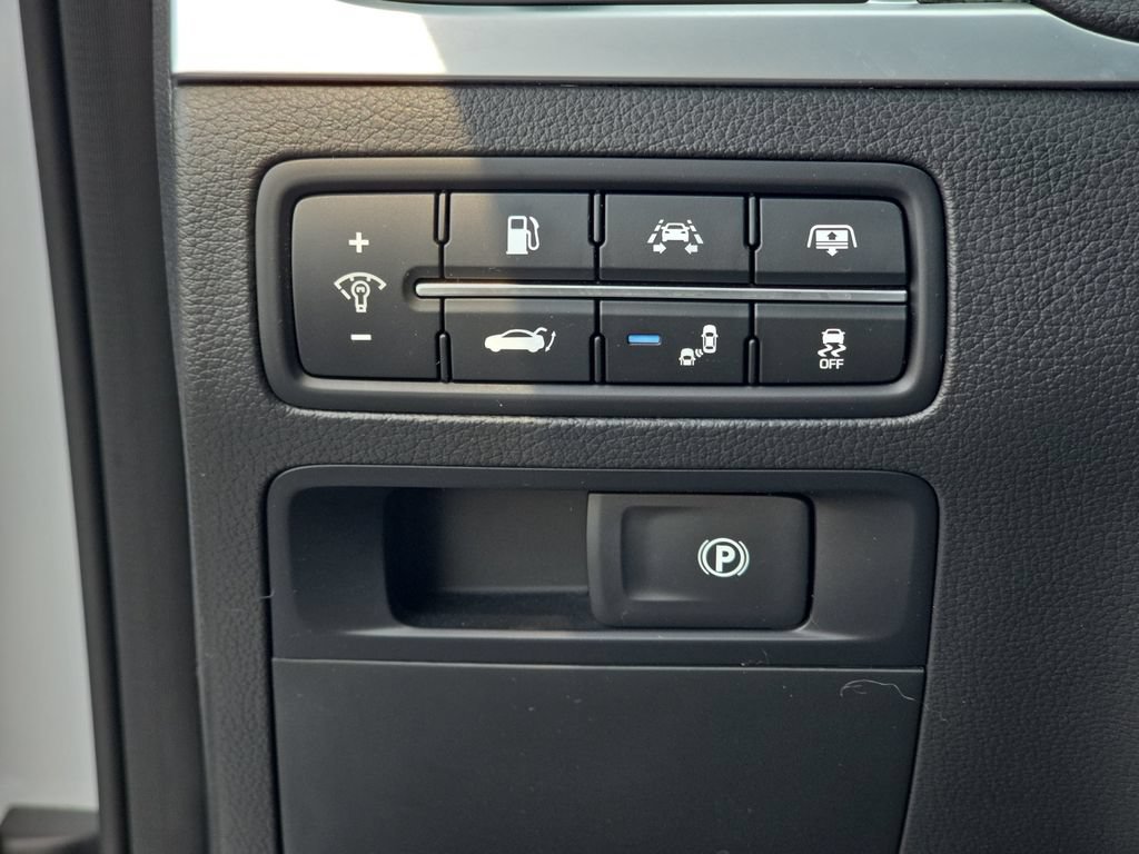 Used 2018 Genesis G80 3.3T Sport AWD/4WD image 29