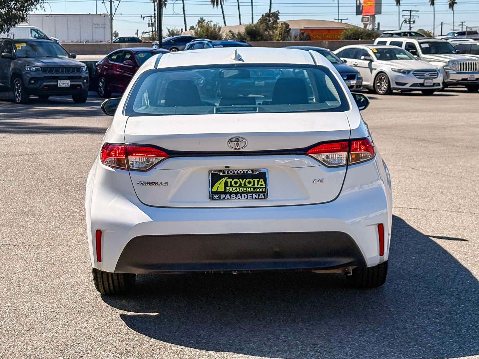 Used 2024 Toyota Corolla LE FWD image 7