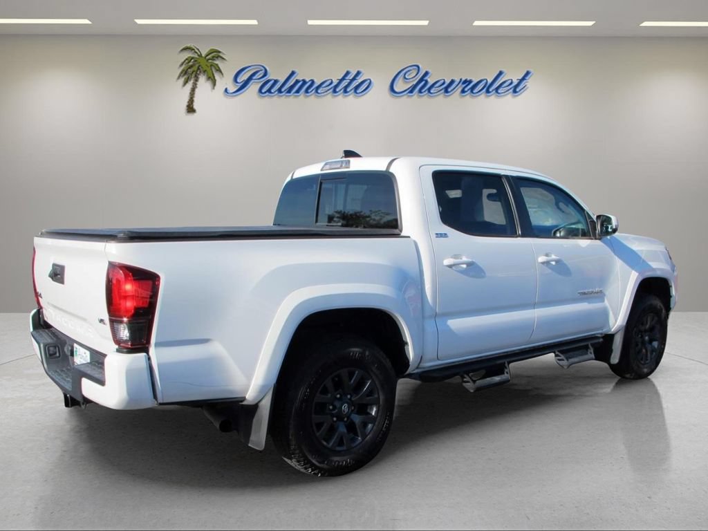 Used 2023 Toyota Tacoma SR5 w/ Technology Package AWD/4WD image 3