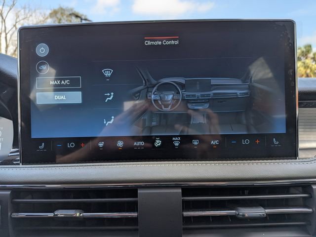 Used 2025 Lincoln Corsair FWD w/ Equipment Group 101A image 23