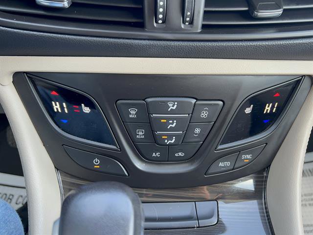 Used 2019 Buick Envision Essence image 28