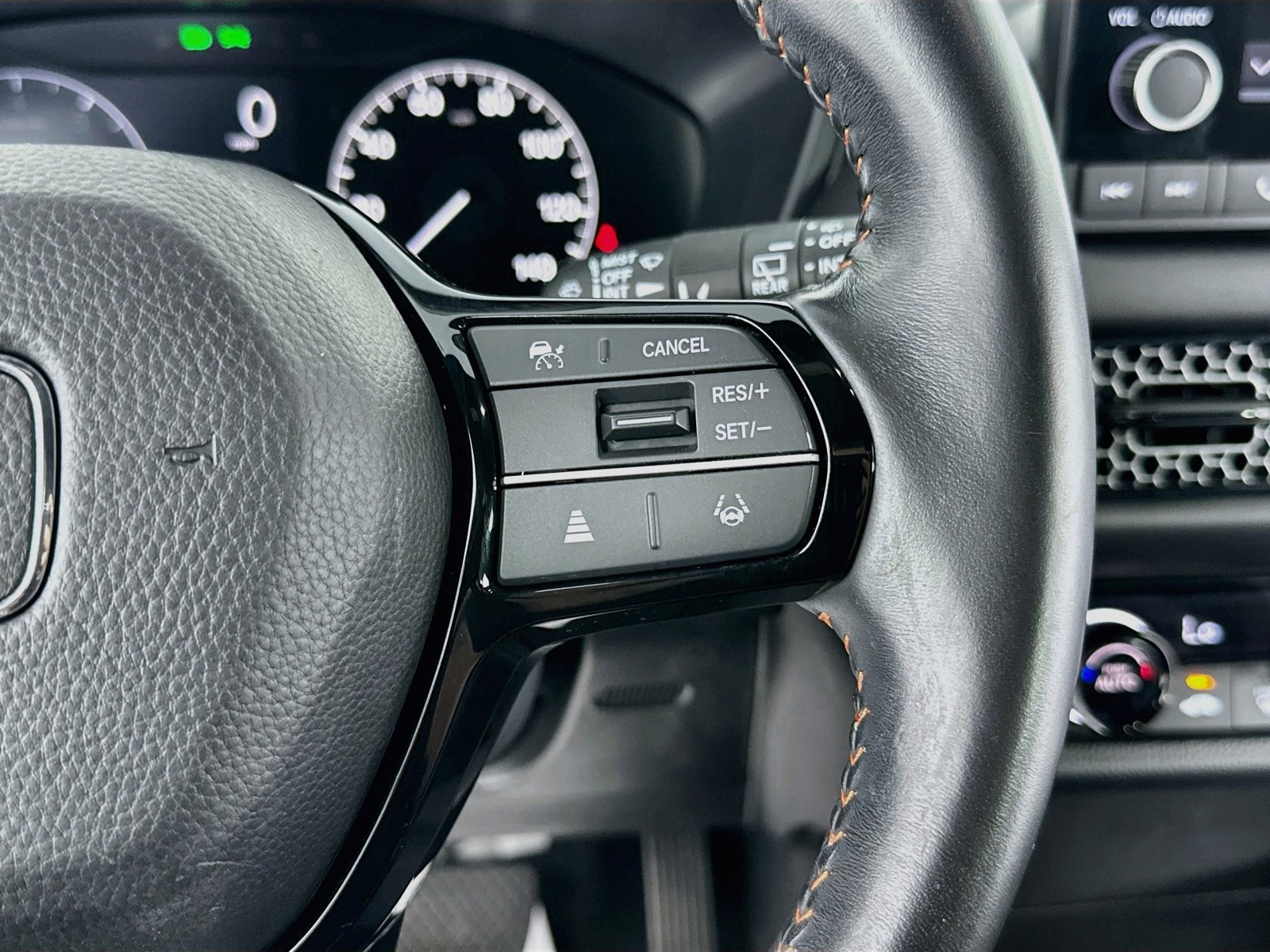 Used 2024 Honda HR-V Sport image 15