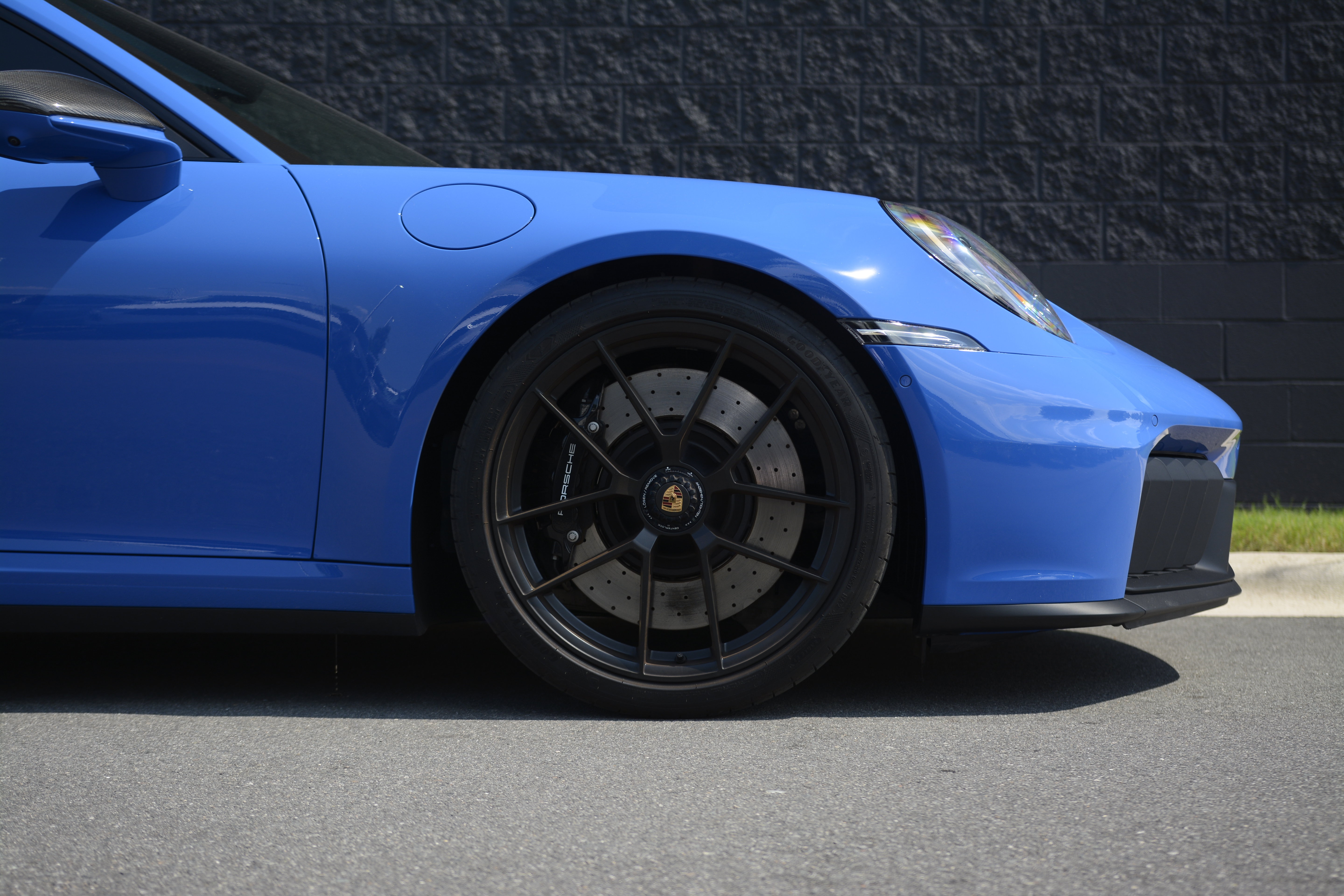 Certified 2025 Porsche 911 Carrera GTS RWD image 11