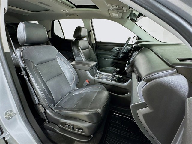 Used 2019 Chevrolet Traverse Premier w/ LPO, Blackout Package image 29