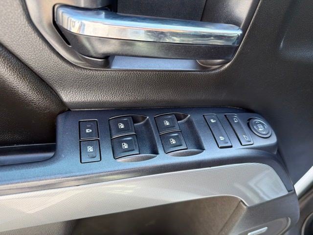 Used 2017 Chevrolet Silverado 1500 LT w/ All Star Edition AWD/4WD image 12