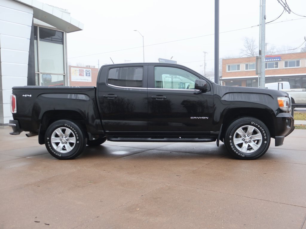 Used 2016 GMC Canyon SLE w/ SLE Convenience Package image 9