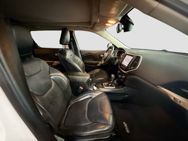 Used 2018 Jeep Cherokee Limited w/ High Altitude Package image 28