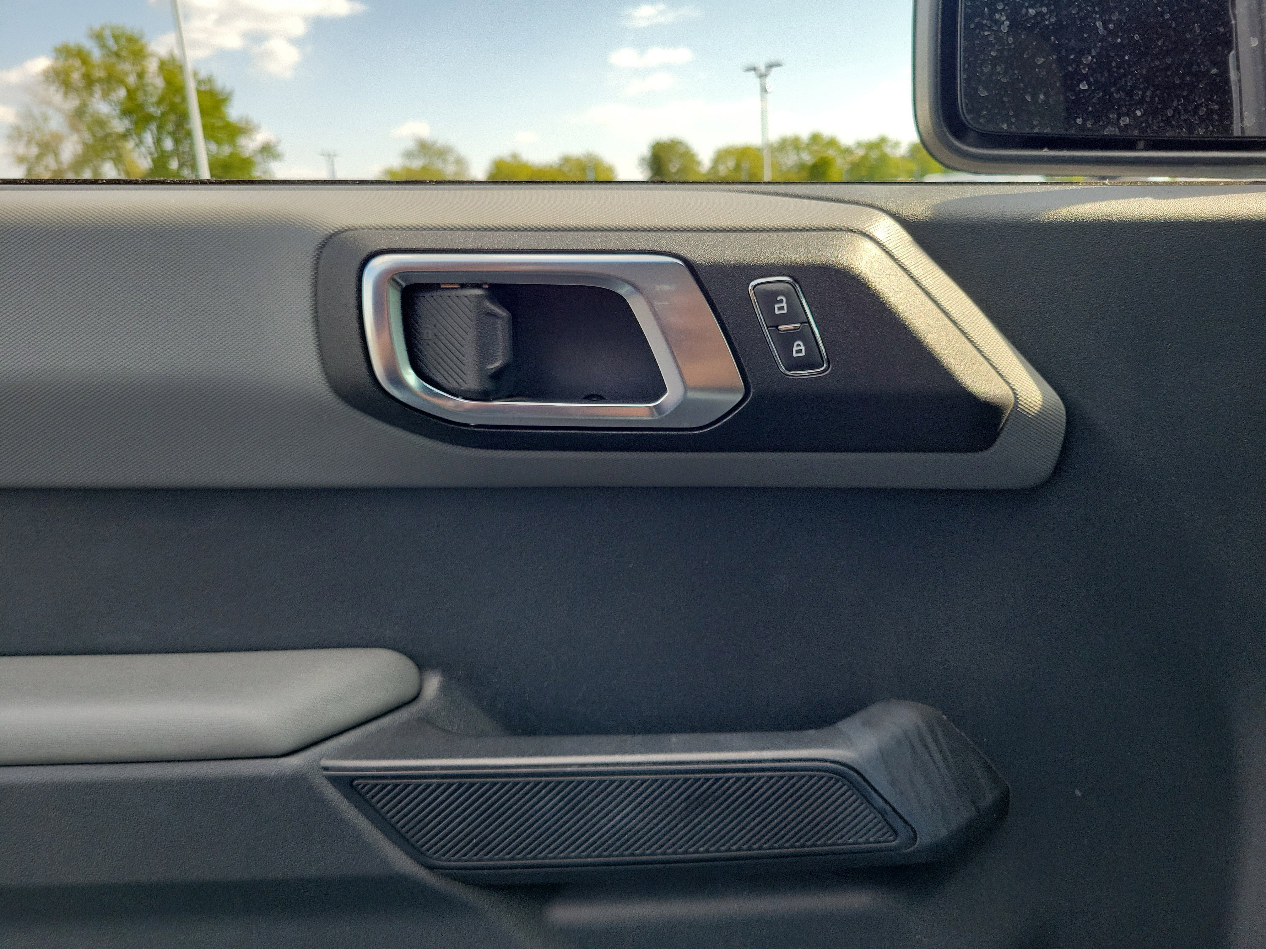 Used 2021 Ford Bronco Big Bend image 17