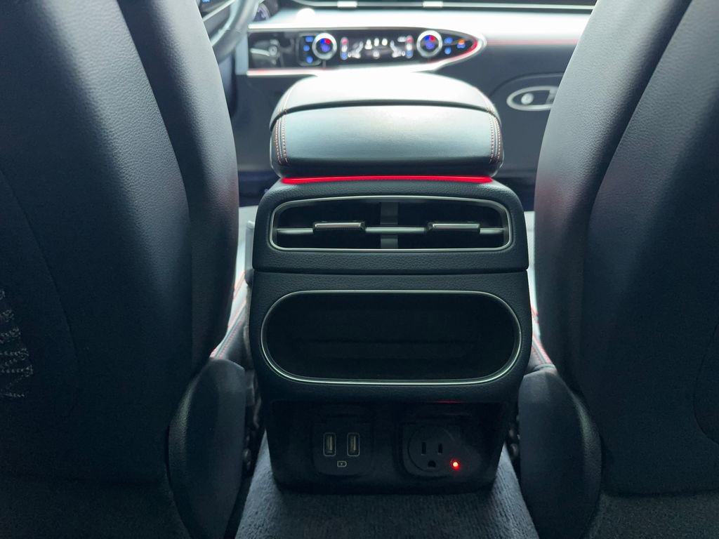 Used 2022 Genesis GV70 3.5T Sport image 25