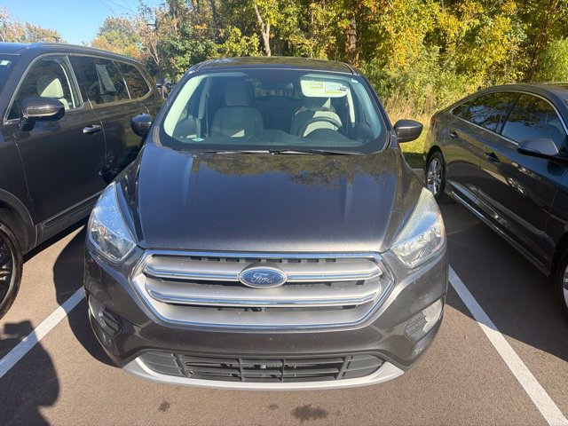 Used 2017 Ford Escape SE FWD image 3