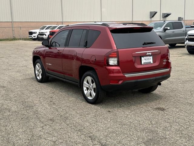 Used 2015 Jeep Compass High Altitude FWD image 3