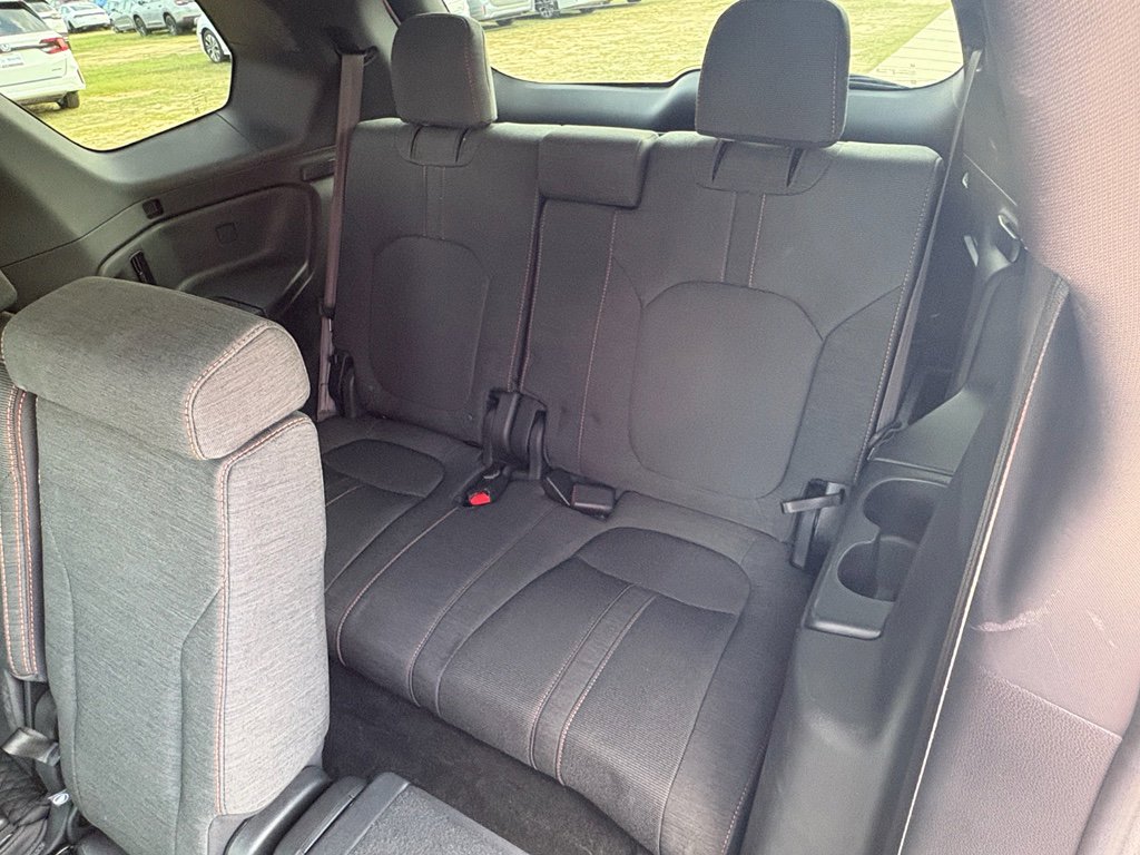 Certified 2023 Honda Pilot Sport image 25