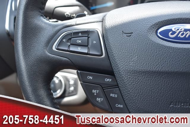 Used 2017 Ford Escape Titanium FWD image 27