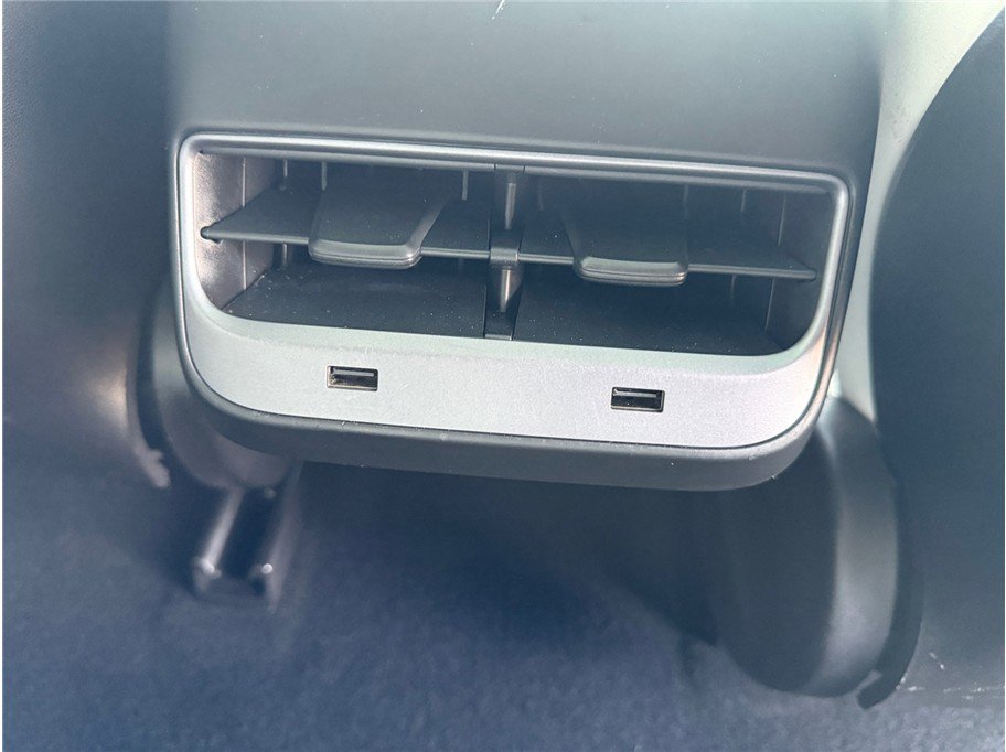 Used 2019 Tesla Model 3 Performance image 35