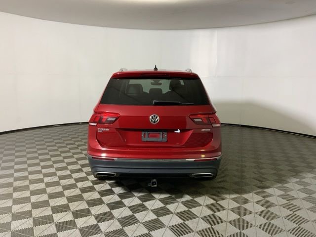 Used 2019 Volkswagen Tiguan SEL Premium w/ 3rd Row Seat Package image 8