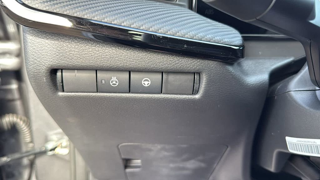 New 2026 Nissan Kicks SR w/ SR Premium Package image 21