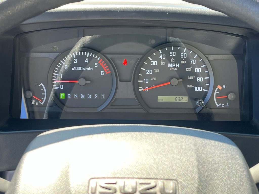 Used 2024 Isuzu NPR image 21