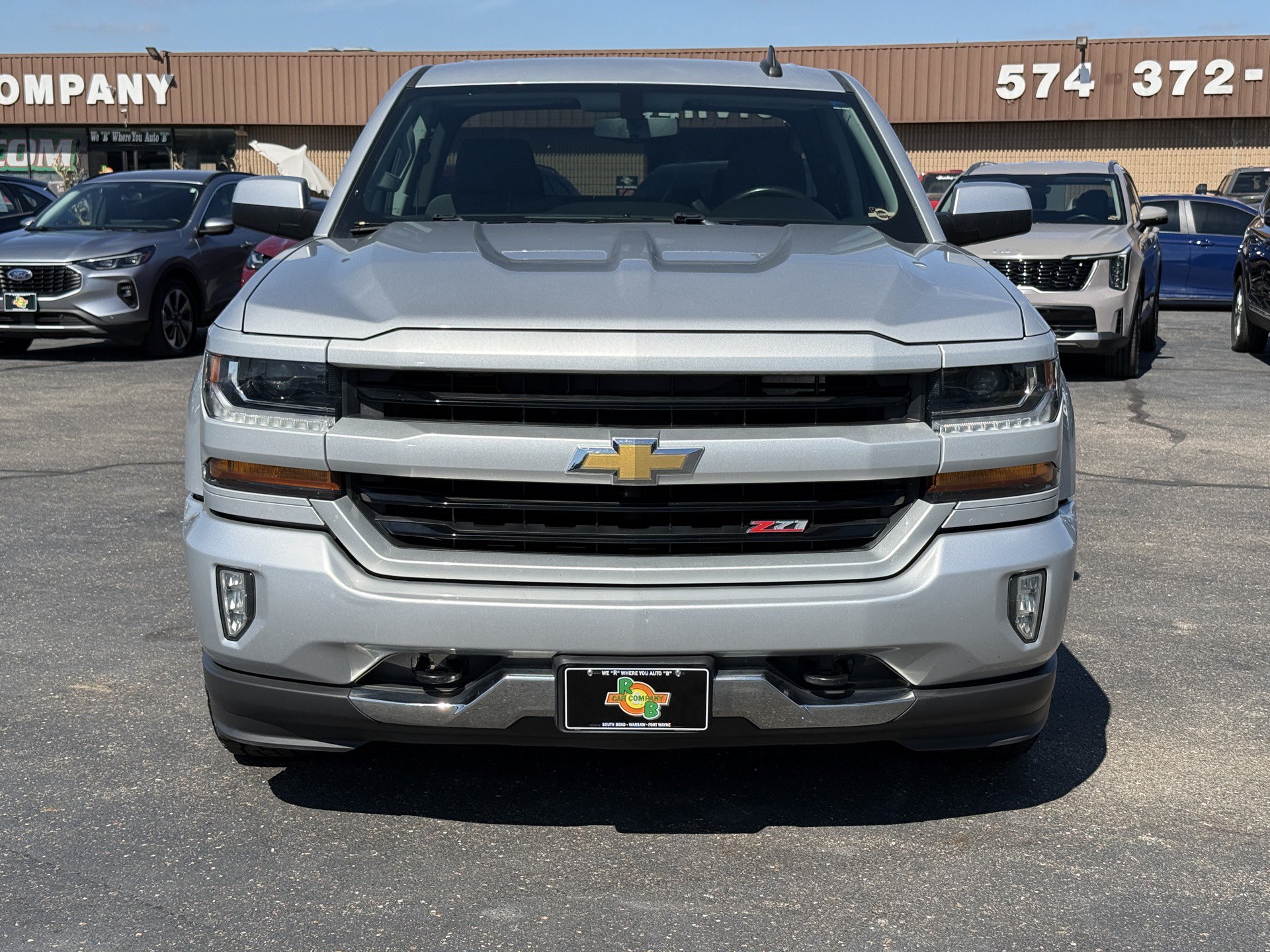Used 2018 Chevrolet Silverado 1500 LT w/ All Star Edition AWD/4WD image 3