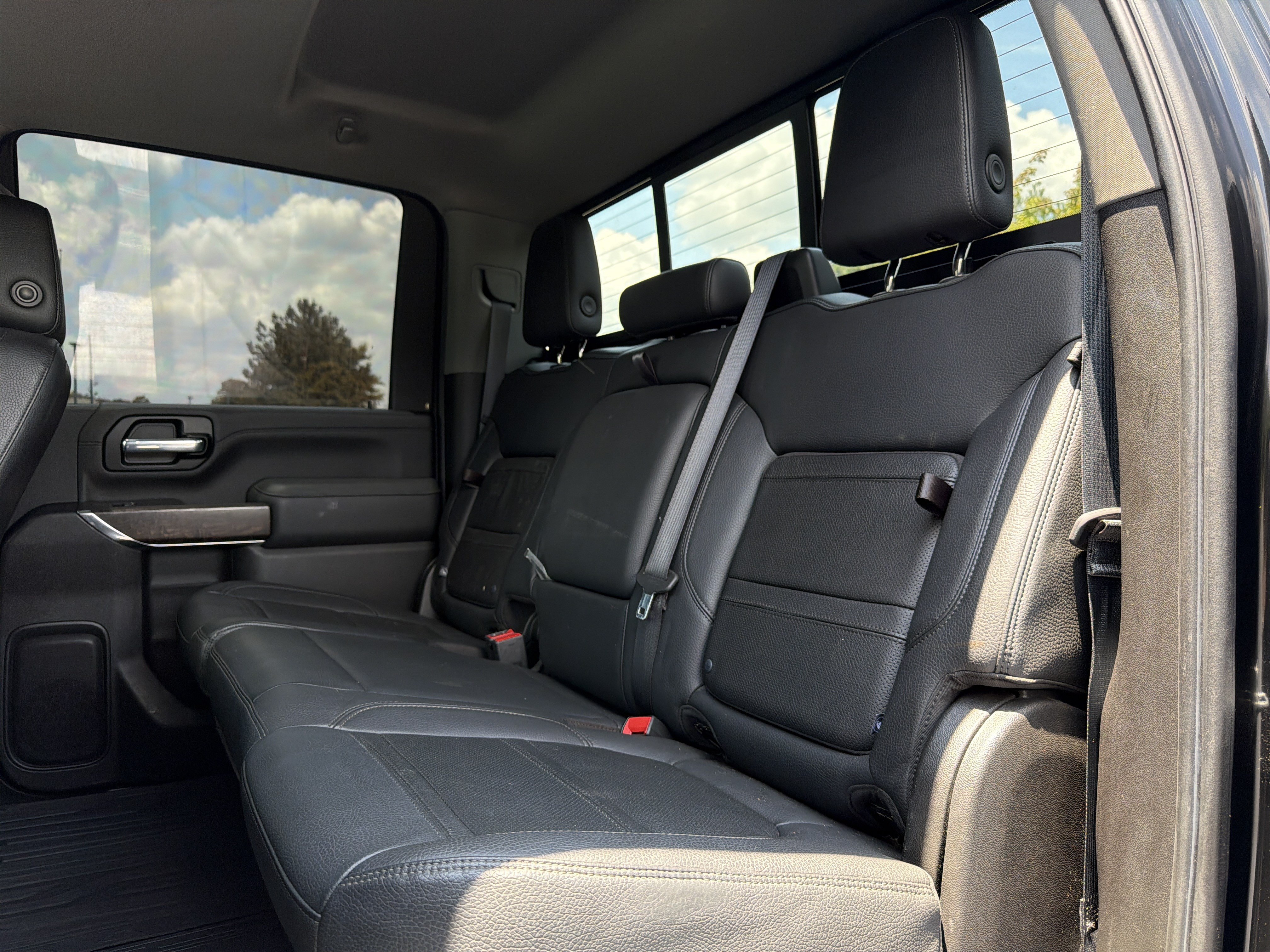 Used 2020 GMC Sierra 3500 Denali w/ Denali Ultimate Package AWD/4WD image 8