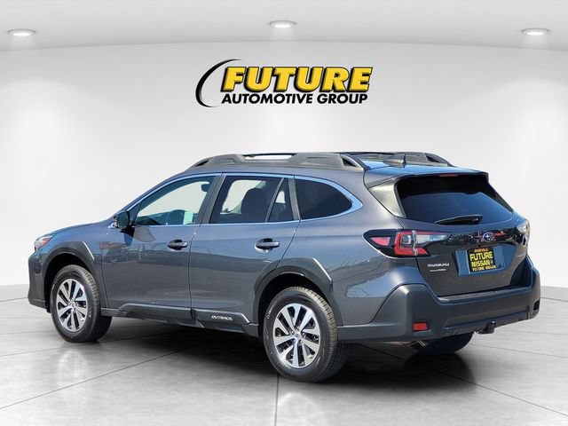 Used 2024 Subaru Outback Premium AWD/4WD image 7
