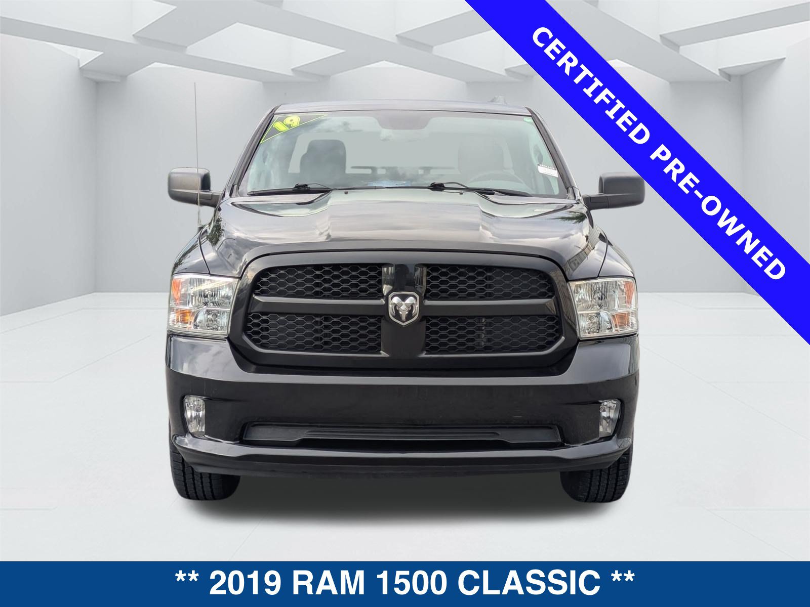 Used 2019 RAM 1500 Express AWD/4WD image 9