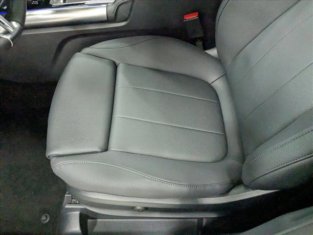 Used 2026 Mercedes-Benz GLA 250 image 4