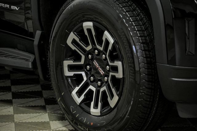 New 2026 GMC Sierra EV Elevation video 3