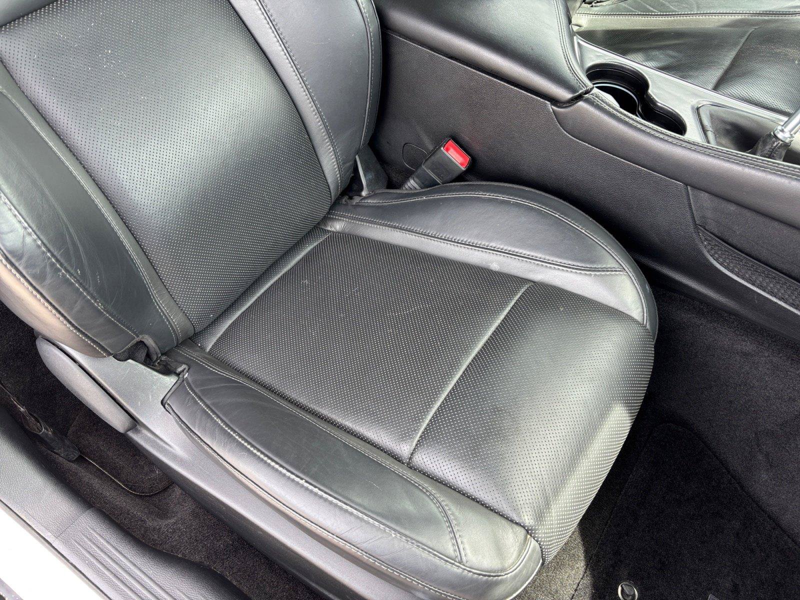Used 2015 Dodge Challenger R/T Plus RWD image 46