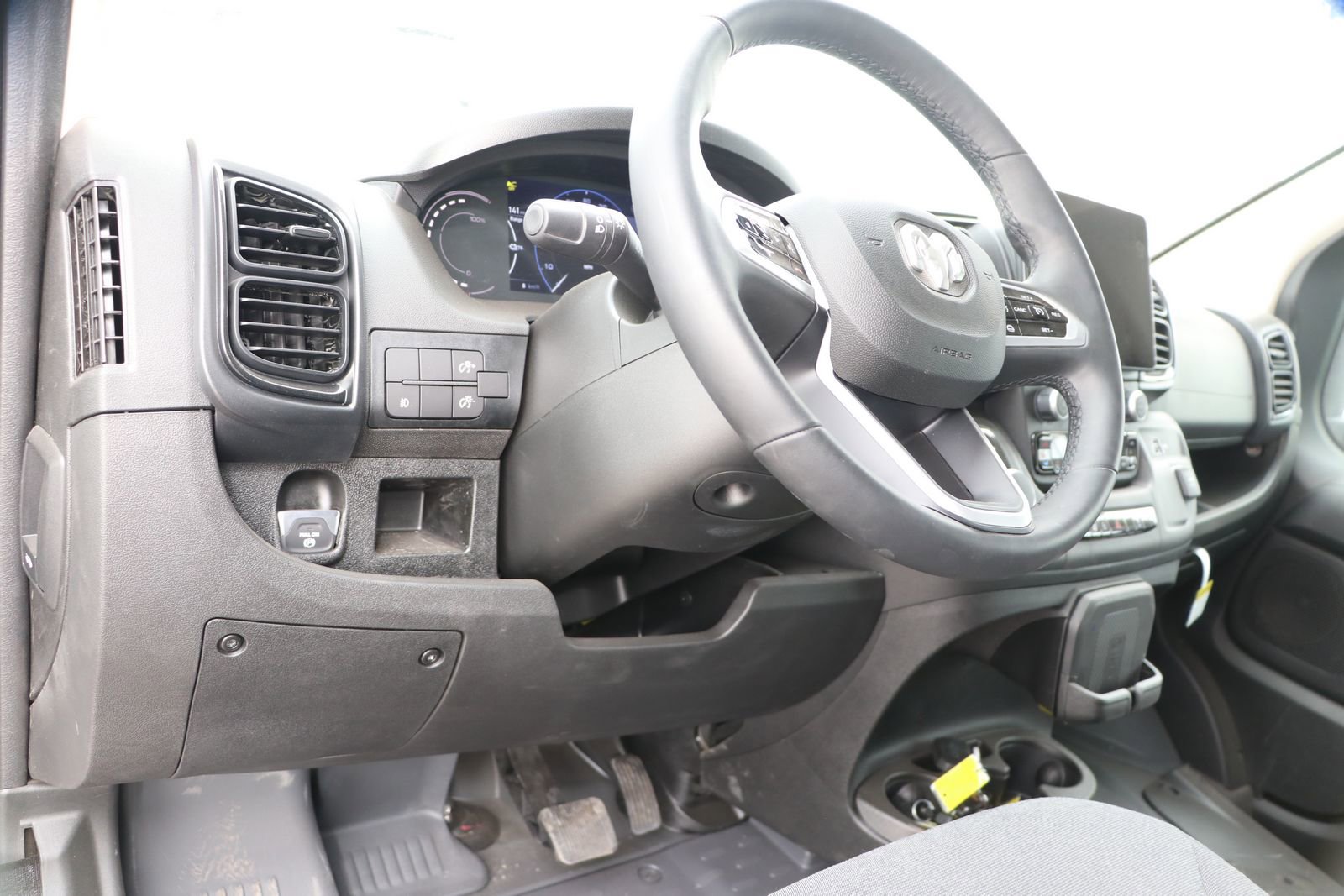 New 2025 RAM ProMaster 3500 image 13