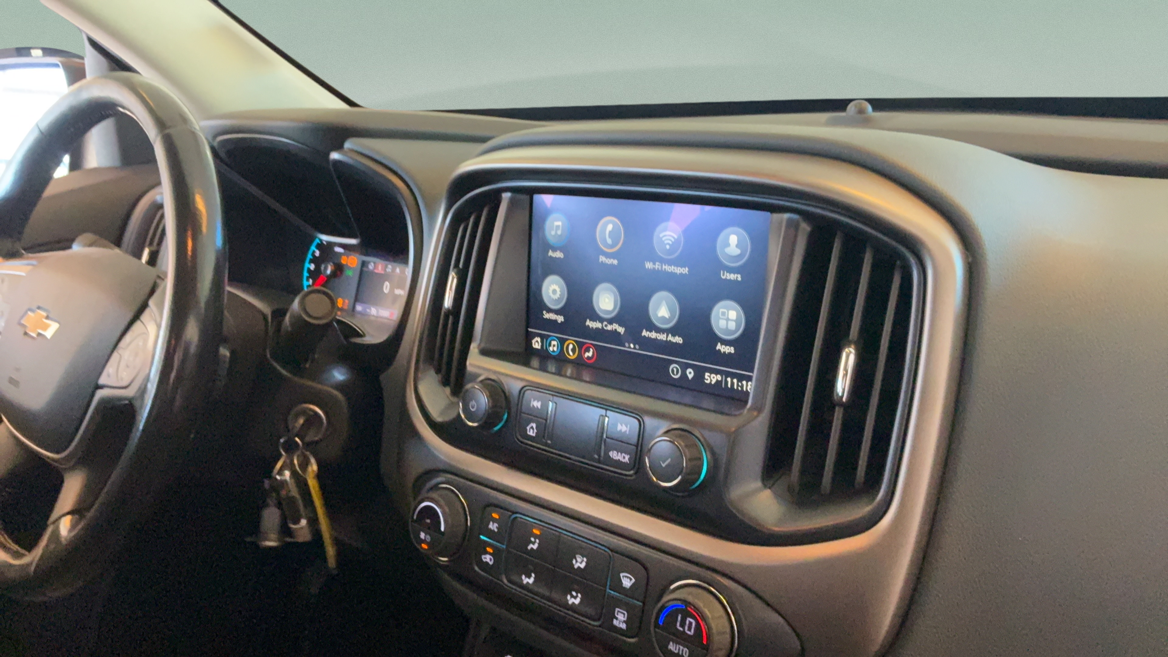 Used 2022 Chevrolet Colorado Z71 AWD/4WD image 30