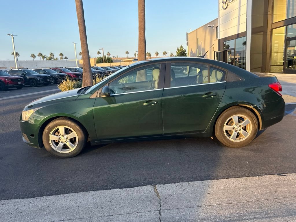 Used 2014 Chevrolet Cruze LT w/ Technology Package FWD image 6