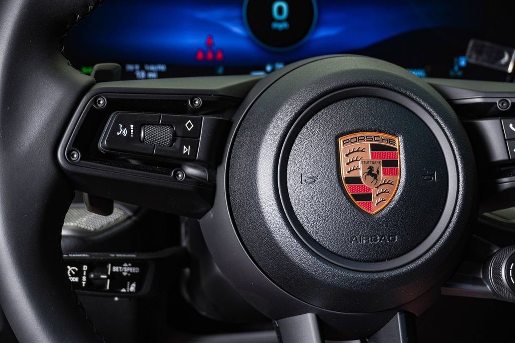 New 2026 Porsche Cayenne Coupe AWD/4WD image 20