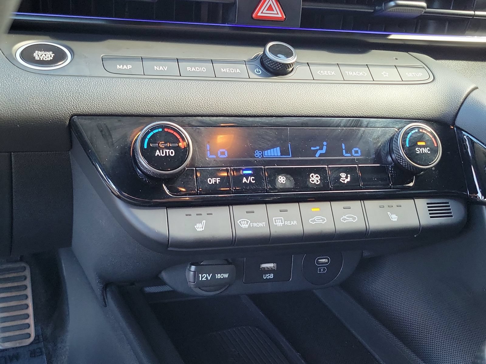 Used 2025 Hyundai Elantra N FWD image 27