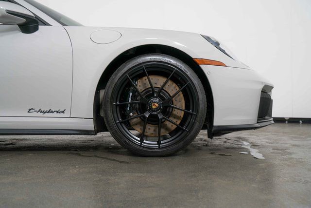 Used 2025 Porsche 911 Targa 4 GTS image 11
