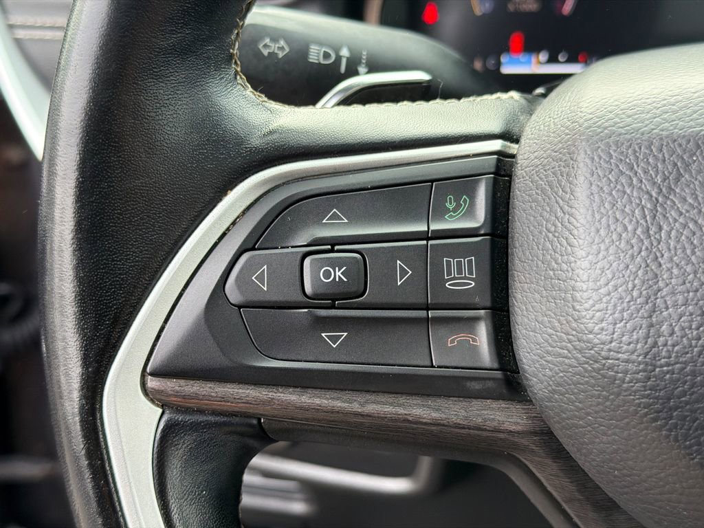 Used 2022 Jeep Grand Cherokee L Limited image 25