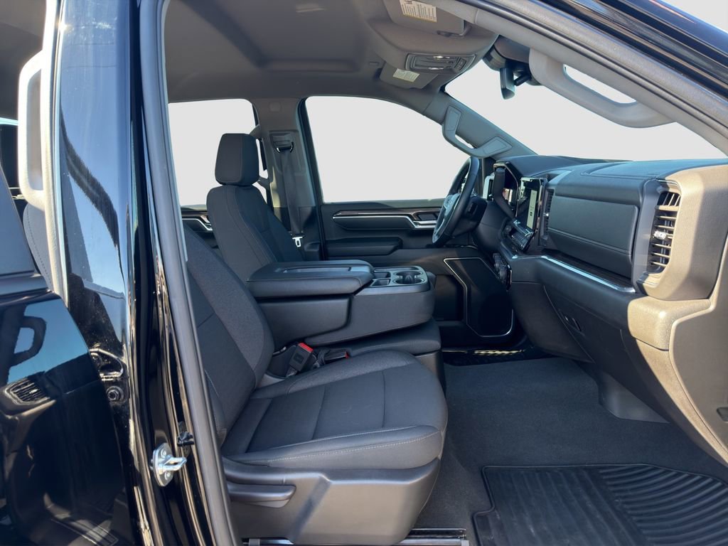 Used 2025 Chevrolet Silverado 2500 LT w/ Trail Boss Package image 18