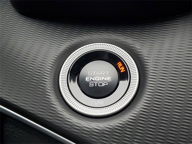 New 2025 Jeep Grand Cherokee L Altitude image 25