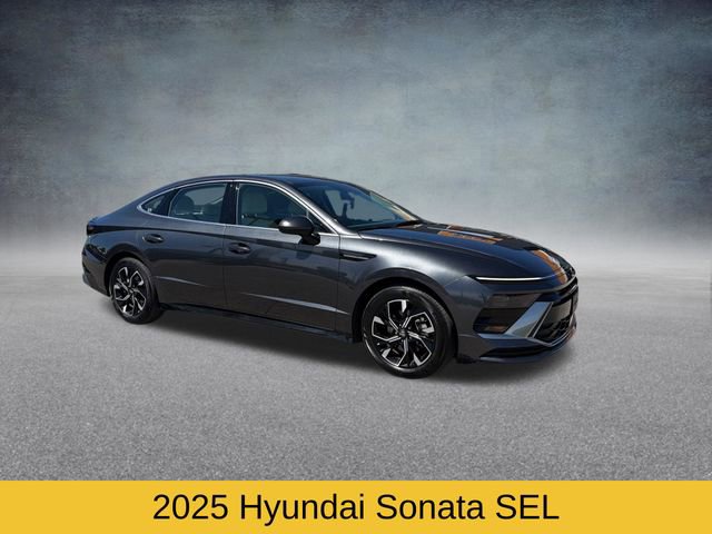 Used 2025 Hyundai Sonata SEL image 2