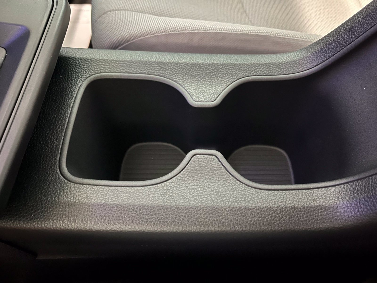 New 2026 Toyota Corolla Cross LE AWD/4WD image 27