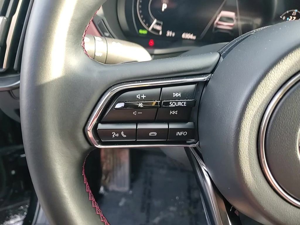 Certified 2025 MAZDA CX-70 Plug-In Hybrid w/ Premium Plus image 16